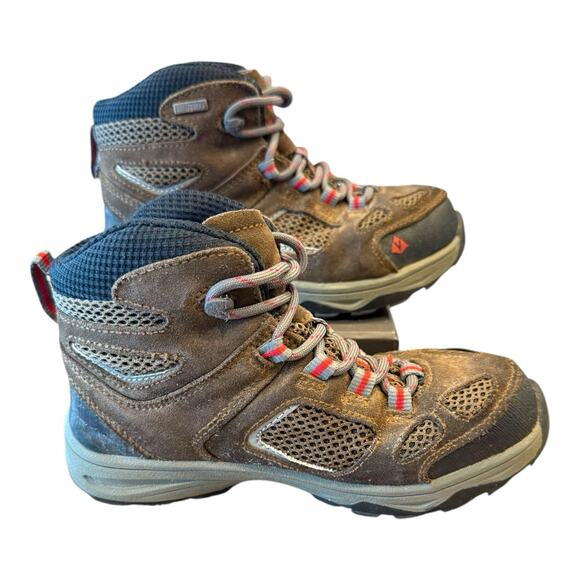 Boys Vasque Breeze III Hiking Boots Brown Waterproof Size 2 - Picture 7 of 12